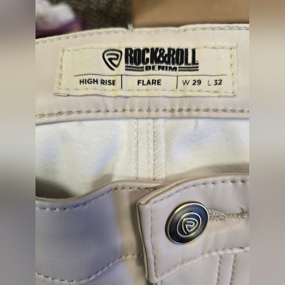 Rock & Roll Denim HIGH RISE EXTRA STRETCH FLARE FAUX LEATHER PANTS in Ivory - Picture 12 of 14
